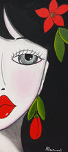 Carica l'immagine nel visualizzatore di Gallery, "Amurusa con fiori rossi"