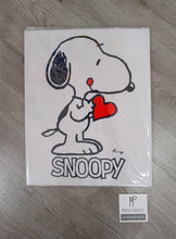 Carica l&#39;immagine nel visualizzatore di Gallery, T-shirt SNOOPY
