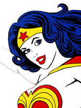 Carica l&#39;immagine nel visualizzatore di Gallery, T-shirt &quot; wonder woman &quot;
